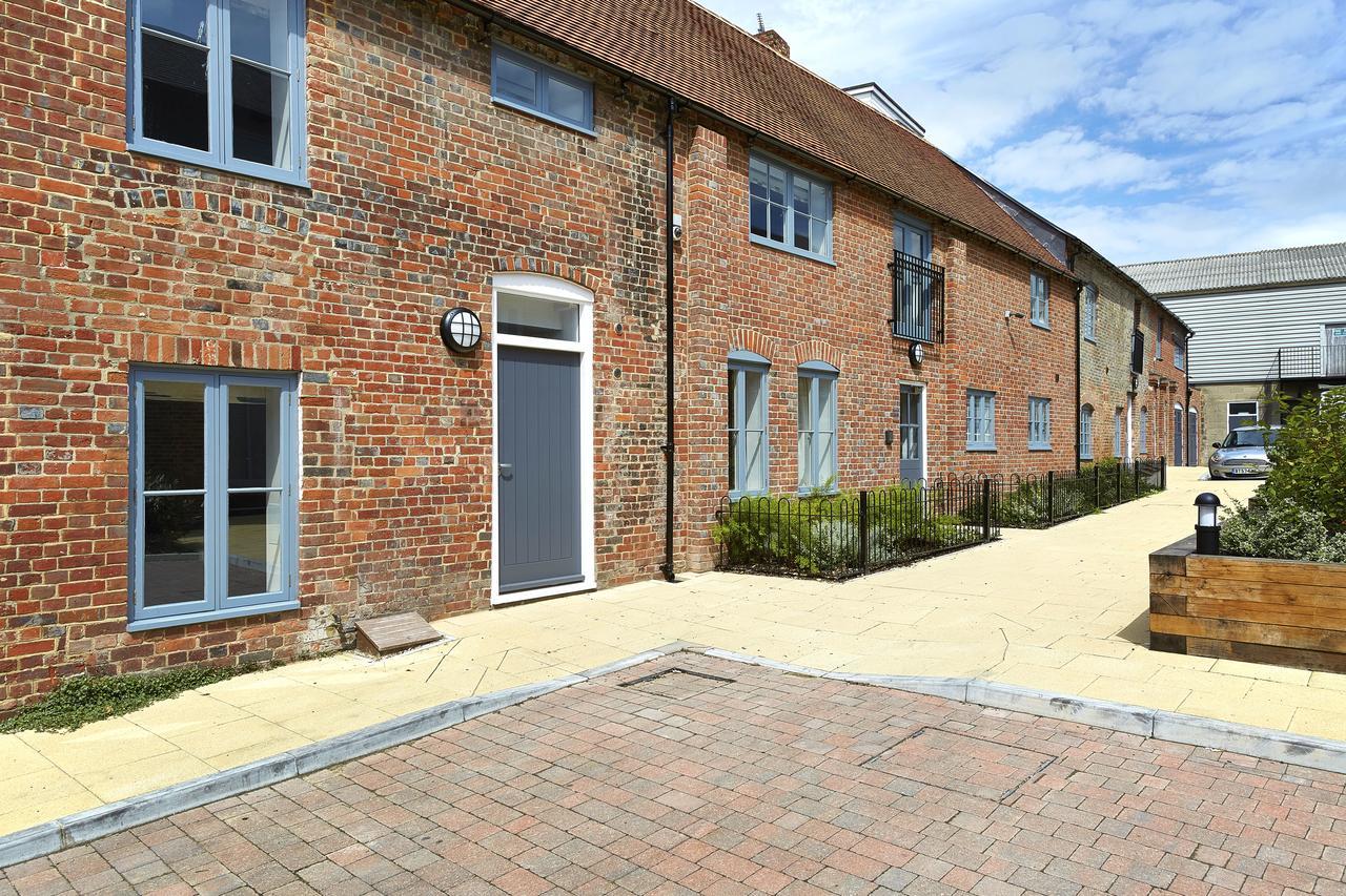 Brewery House By Viridian Apartments Newbury  Exterior photo